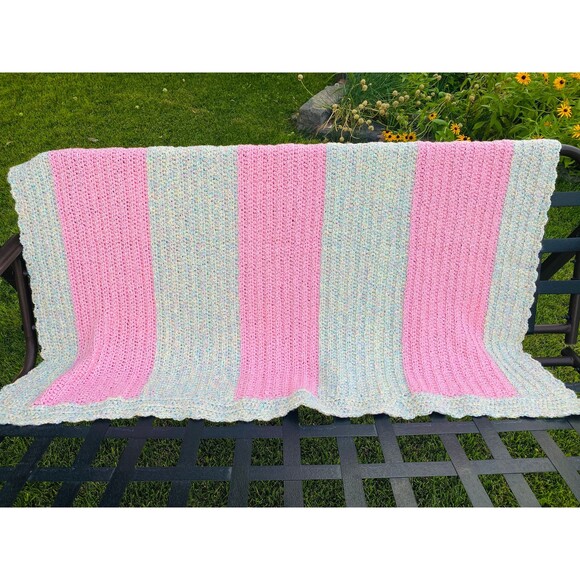 Super-Soft Hand Crocheted Blanket with Homespun Acrylic Yarn - Picture 5 of 9